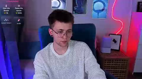tomas_norton online show from June 11, 8:18 pm