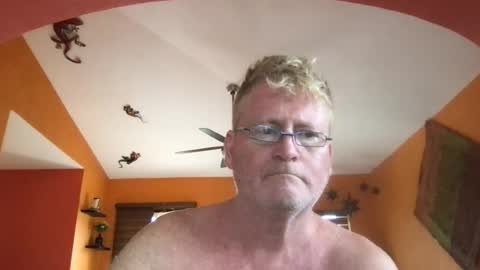 Hola online show from July 29, 7:01 pm