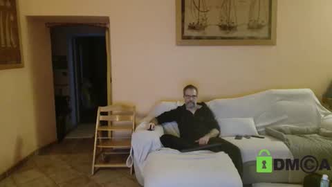 Snapshot of tomasmilian77 chatting on November 16, 12:49 am Tomas Milian online show from November 16, 12:49 am