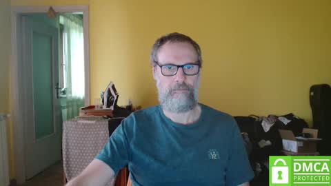Snapshot of tomasmilian77 chatting on November 18, 8:19 am Tomas Milian online show from November 18, 8:19 am