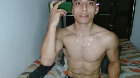 tomaz_18 online show from March 11, 8:59 pm