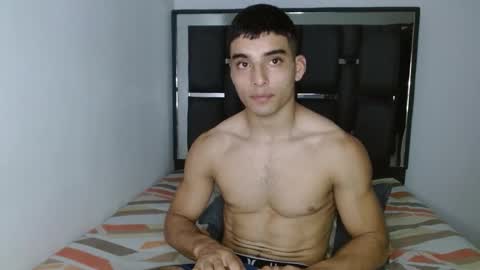 Snapshot of tomaz_18 chatting on March 22, 7:06 pm tomaz_18 online show from March 22, 7:06 pm
