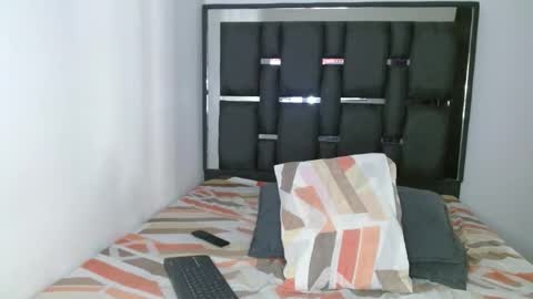 Snapshot of tomaz_18 chatting on March 24, 5:29 pm tomaz_18 online show from March 24, 5:29 pm