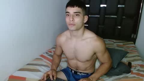 Snapshot of tomaz_18 chatting on April 14, 5:30 pm tomaz_18 online show from April 14, 5:30 pm