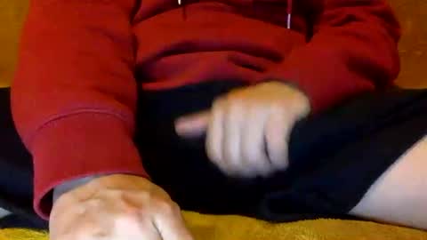 Snapshot of tombi125 chatting on November 14, 6:39 pm tombi125 online show from November 14, 6:39 pm