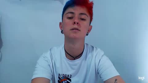 Blue online show from December 17, 9:27 pm