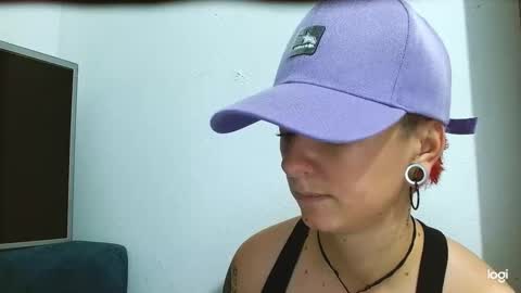 Blue online show from March 6, 9:42 pm