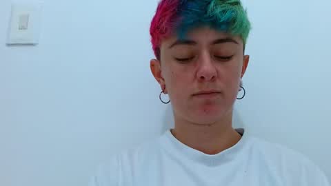 Blue online show from November 11, 2:22 am