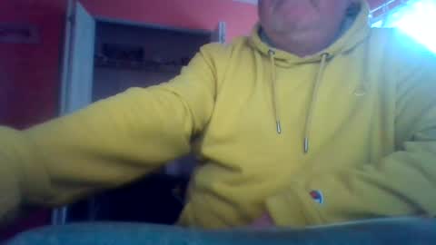Snapshot of tomcat4848 chatting on June 25, 8:46 pm tomcat4848 online show from June 25, 8:46 pm