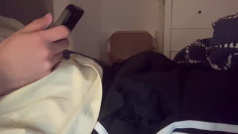 Snapshot of tomford321 chatting on January 12, 6:27 pm tomford321 online show from January 12, 6:27 pm