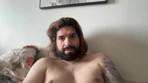 Snapshot of tomgarnier33980 chatting on May 20, 4:24 pm racab online show from May 20, 4:24 pm