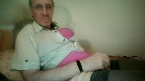 tomislav321 online show from April 18, 9:59 pm