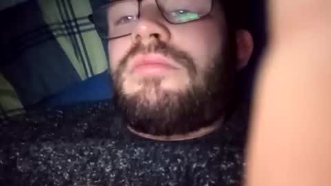 Snapshot of tomlaw1991 chatting on December 13, 9:42 pm tomlaw1991 online show from December 13, 9:42 pm