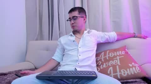 Tomas online show from February 11, 3:55 am