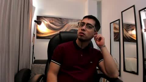 Snapshot of tommas_johnson chatting on June 28, 12:22 pm Tomas online show from June 28, 12:22 pm