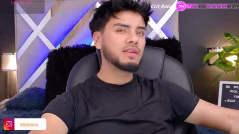 Snapshot of tommiduboiss chatting on December 2, 3:34 am Tommy Dubois online show from December 2, 3:34 am