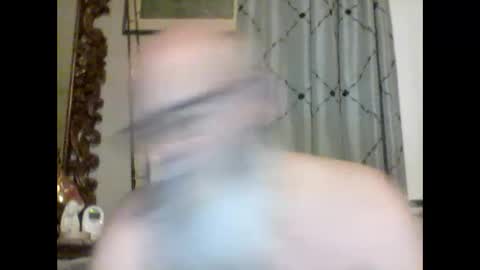 Snapshot of tommierose chatting on October 8, 10:35 am Tommie online show from October 8, 10:35 am