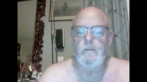 Snapshot of tommierose chatting on October 22, 10:37 am Tommie online show from October 22, 10:37 am