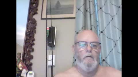 Snapshot of tommierose chatting on November 14, 12:15 pm Tommie online show from November 14, 12:15 pm