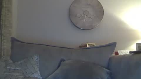 tommietommie123 online show from May 21, 9:33 pm