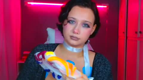 Snapshot of tommioo7 chatting on November 2, 2:30 pm Galadriel online show from November 2, 2:30 pm