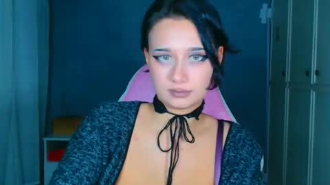 Snapshot of tommioo7 chatting on November 15, 5:53 pm Galadriel online show from November 15, 5:53 pm