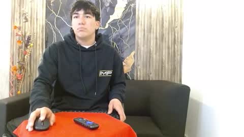 tommy160920 online show from November 17, 12:55 pm