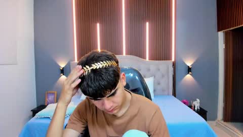 Tommy  online show from October 28, 3:32 am