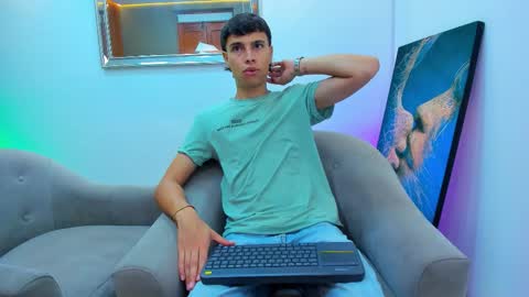 Tommy  Scott online show from November 17, 11:16 am