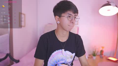 Snapshot of tommy_blue1 chatting on October 27, 1:59 pm Blue online show from October 27, 1:59 pm