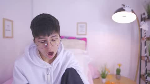 Snapshot of tommy_blue1 chatting on October 29, 2:08 pm Blue online show from October 29, 2:08 pm