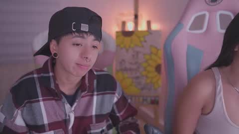 Snapshot of tommy_blue1 chatting on November 22, 3:38 am Blue online show from November 22, 3:38 am