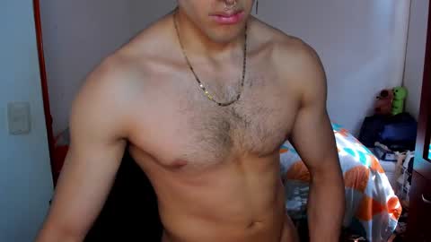 Twitter BreddTommy IG tommy bredd online show from March 8, 7:09 pm