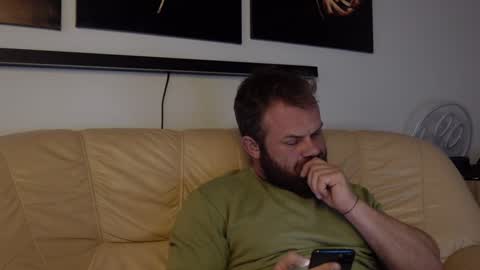  tommy burnzzz  online show from December 2, 11:34 am