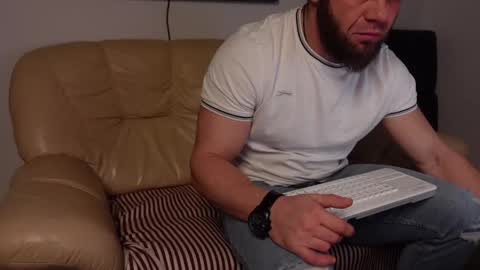  tommy burnzzz  online show from December 20, 2:41 am