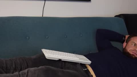  tommy burnzzz  online show from January 2, 10:16 am