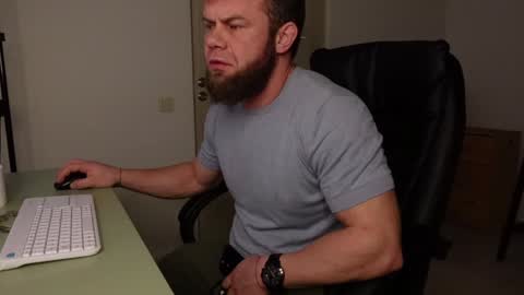  tommy burnzzz  online show from January 7, 3:35 am