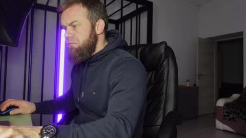  tommy burnzzz  online show from March 4, 2:38 am