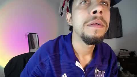 Snapshot of tommy_c0rtez chatting on January 15, 8:16 pm Thomas online show from January 15, 8:16 pm