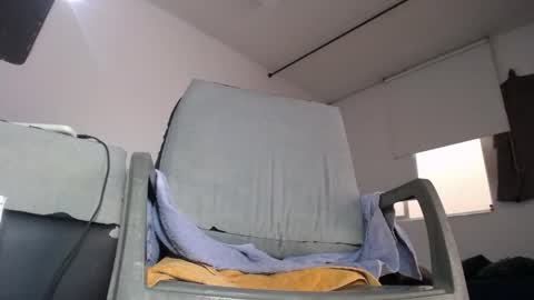 Snapshot of tommy_c0rtez chatting on January 21, 2:26 pm Thomas online show from January 21, 2:26 pm