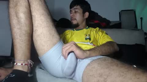 Snapshot of tommy_c0rtez chatting on February 3, 11:15 pm Thomas online show from February 3, 11:15 pm