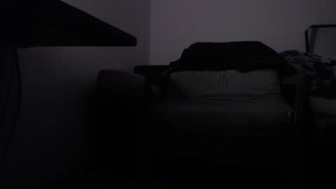 Snapshot of tommy_c0rtez chatting on February 28, 3:15 am Thomas online show from February 28, 3:15 am