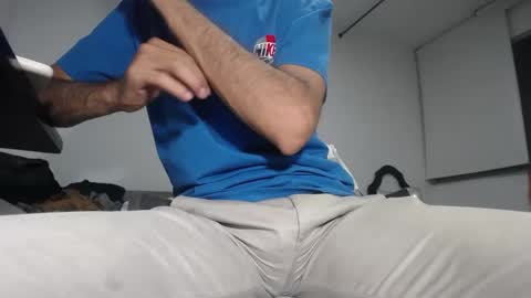 Snapshot of tommy_c0rtez chatting on March 4, 12:29 am Thomas online show from March 4, 12:29 am