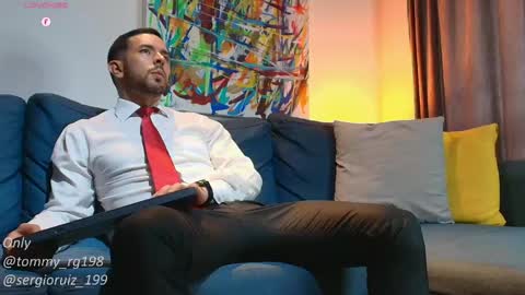 tommy_raym0ndg online show from May 18, 7:41 pm