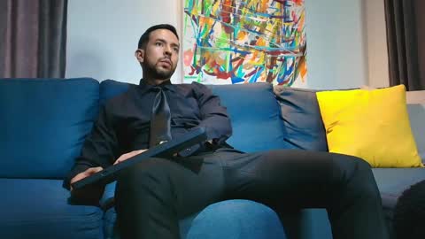 tommy_raym0ndg online show from May 23, 10:25 pm