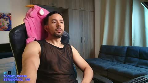 tommy_raym0ndg online show from June 2, 3:14 pm