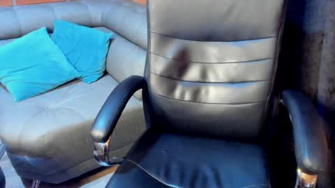 Snapshot of tommy_slater chatting on January 29, 11:14 pm Tommy Slater online show from January 29, 11:14 pm