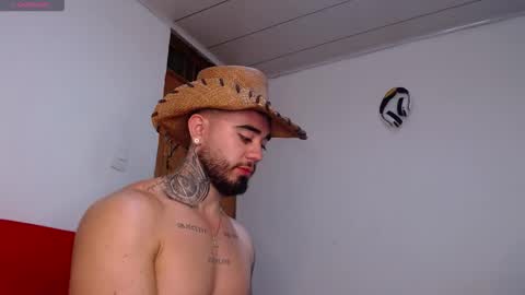 Snapshot of tommyblessd1 chatting on November 12, 7:20 am Steven online show from November 12, 7:20 am