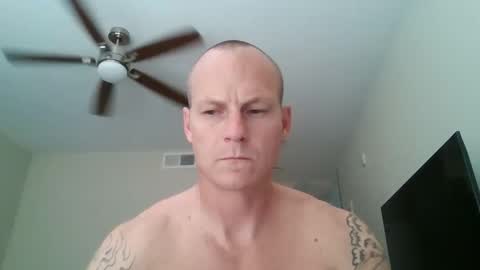 tommygunsfit online show from April 20, 9:16 pm