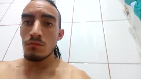 Snapshot of tommypv20 chatting on January 7, 7:10 am Tommy online show from January 7, 7:10 am